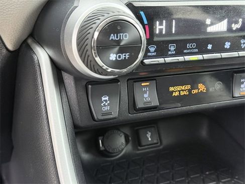 Certified 2021 Toyota RAV4 XLE image 31