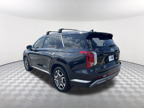 Used 2023 Hyundai Palisade Limited FWD image 7