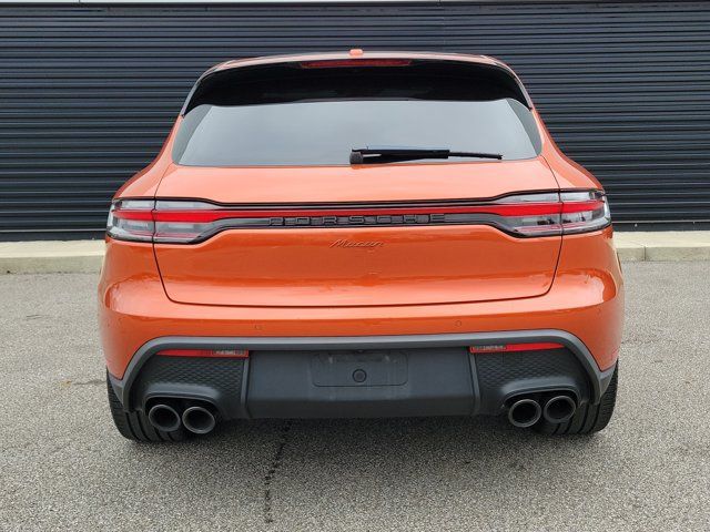 Certified 2023 Porsche Macan AWD/4WD image 6