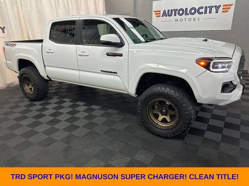 Used 2020 Toyota Tacoma TRD Sport AWD/4WD image 1