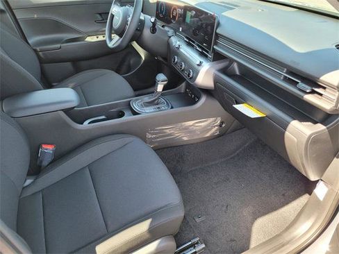 New 2026 Hyundai Kona SE image 15