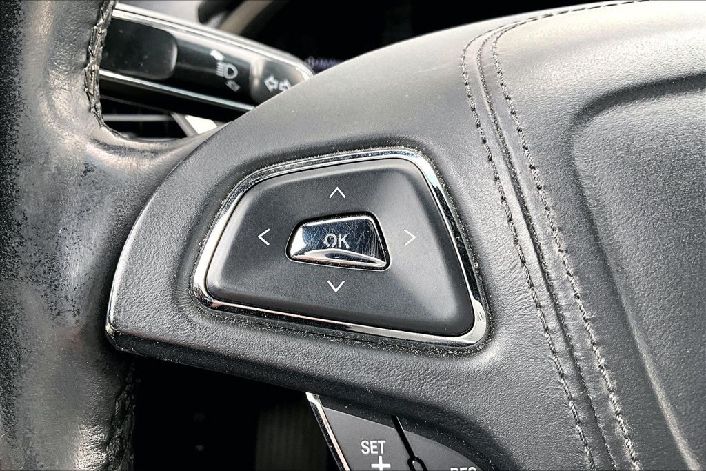 Used 2017 Lincoln MKZ Reserve FWD image 23