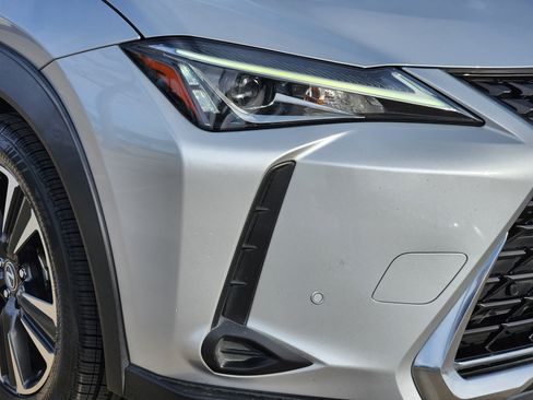 Used 2019 Lexus UX 250h image 6
