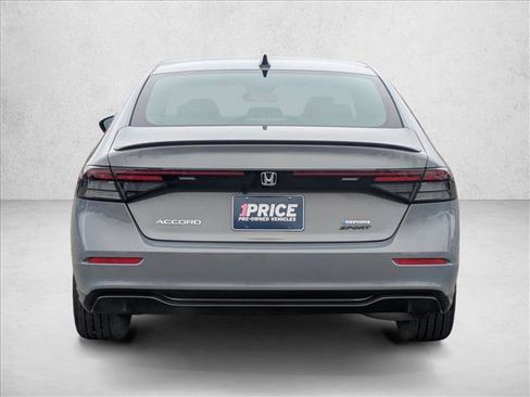 Used 2025 Honda Accord Sport image 7