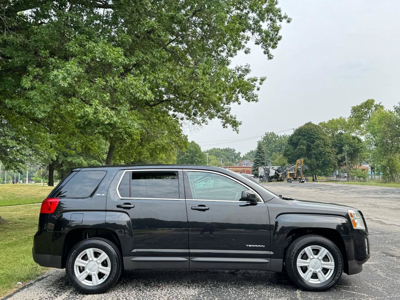 Used 2014 GMC Terrain SLE FWD image 9