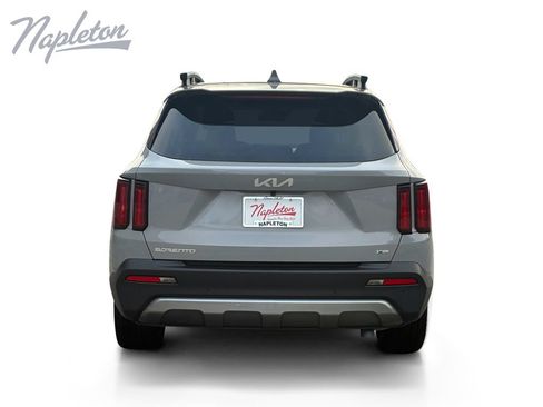 Used 2023 Kia Sorento SX Prestige AWD/4WD image 4