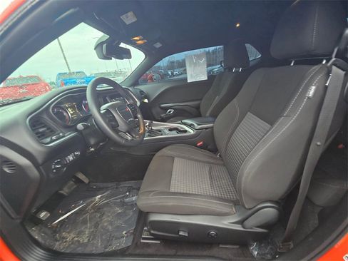 Used 2020 Dodge Challenger SXT image 12