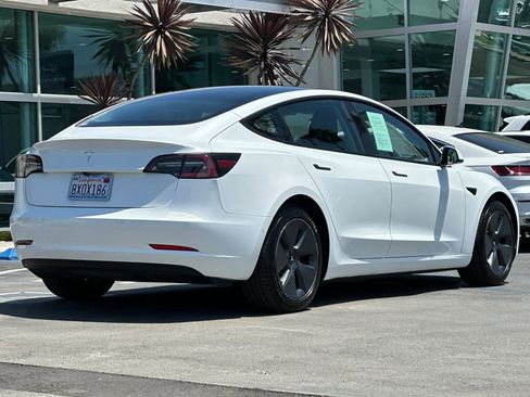 Used 2021 Tesla Model 3 Standard Range Plus RWD image 4