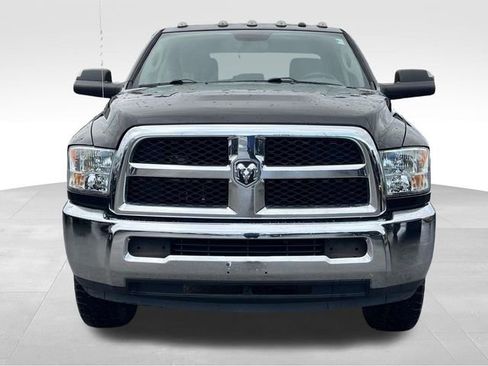 Used 2018 RAM 2500 Tradesman w/ Chrome Appearance Group image 2