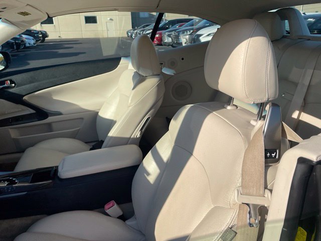 Used 2010 Lexus IS 250C w/ Luxury Pkg RWD image 5
