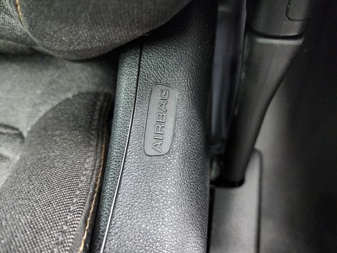 Used 2019 Chevrolet Equinox LT image 41