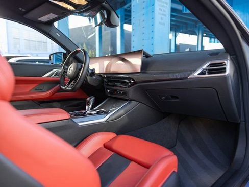 Used 2025 BMW M4 Competition w/ Executive Package image 39