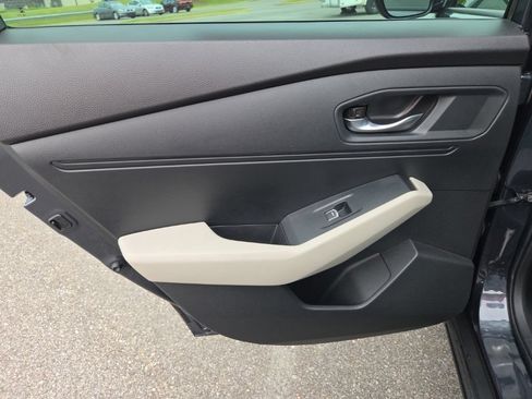 Used 2024 Honda Accord EX image 12