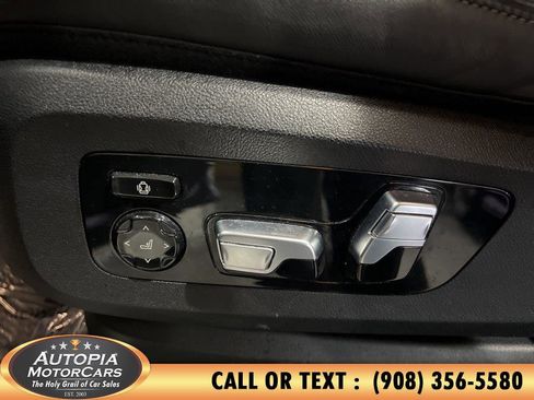 Used 2021 BMW X7 M50i AWD/4WD image 29