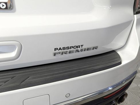 Used 2024 Chevrolet Tahoe Premier RWD image 11
