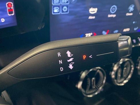 New 2025 Chevrolet Blazer EV LT image 25