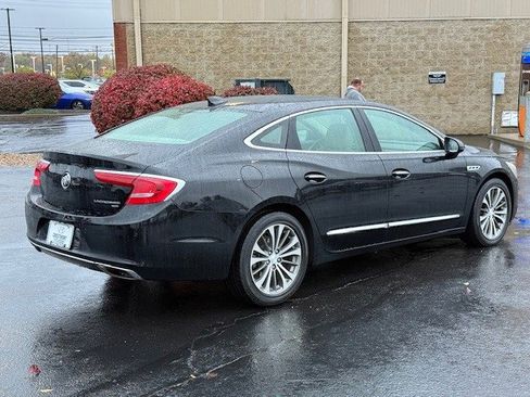 Used 2019 Buick LaCrosse Essence w/ Sun and Shade Package image 4