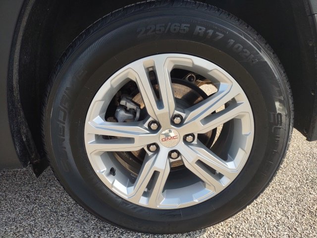 Used 2024 GMC Terrain SLE FWD image 25