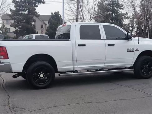 Used 2017 RAM 2500 Tradesman w/ Chrome Appearance Group image 9