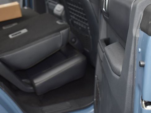 New 2025 Ford Bronco Badlands w/ Sasquatch Package image 16