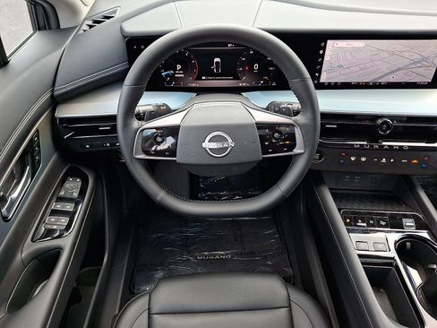 Certified 2025 Nissan Murano SL AWD/4WD image 10