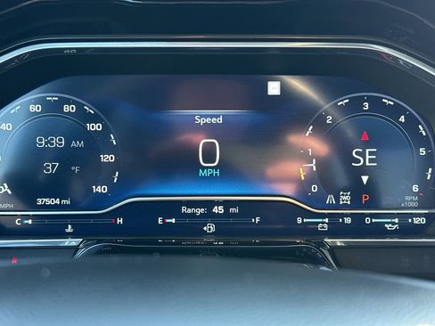 Used 2022 Chevrolet Silverado 1500 LTZ w/ LTZ Premium Package image 17