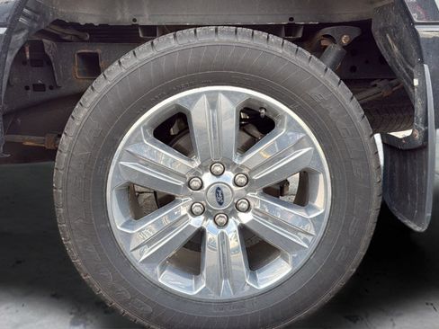 Used 2019 Ford F150 XLT w/ Equipment Group 302A Luxury image 21