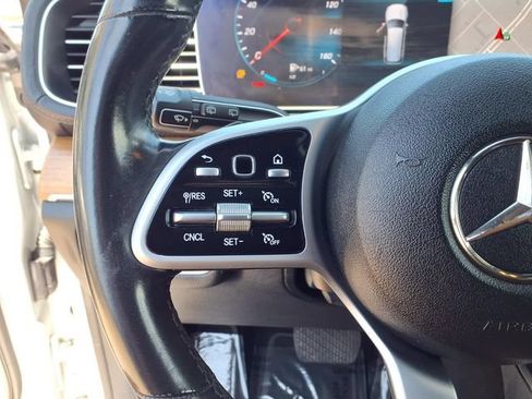 Used 2020 Mercedes-Benz GLS 450 4MATIC image 11