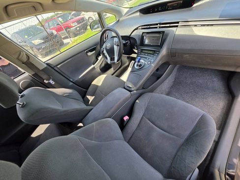 Used 2010 Toyota Prius FWD image 4