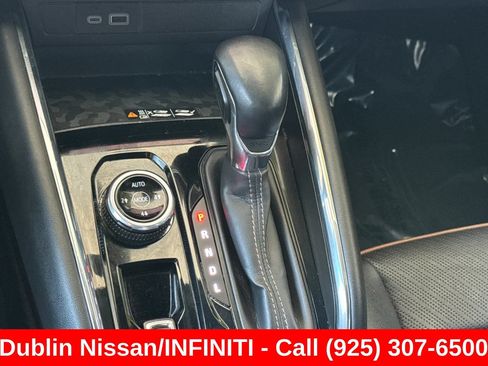 Used 2024 GMC Canyon AT4 w/ AT4 Premium Package AWD/4WD image 34