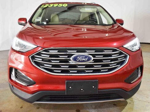 Used 2022 Ford Edge SEL w/ Convenience Package image 4