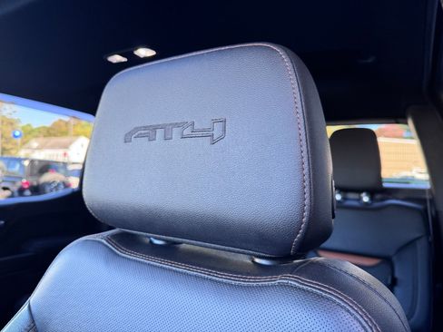 Used 2021 GMC Sierra 1500 AT4 w/ AT4 Preferred Package image 28