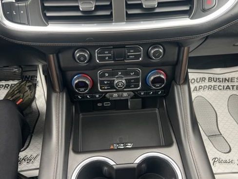Used 2022 Chevrolet Tahoe High Country AWD/4WD image 37