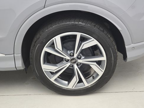Used 2023 Audi Q4 e-tron Premium Plus w/ Premium Plus AWD/4WD image 36