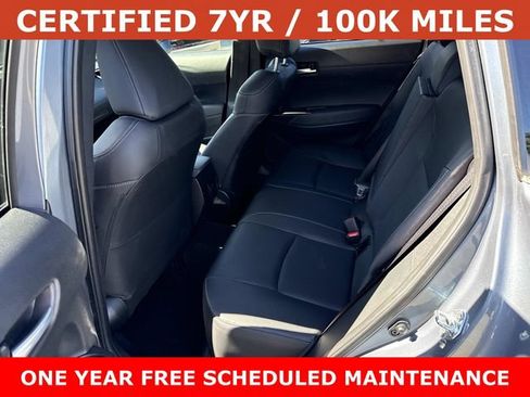 Used 2025 Toyota Corolla Cross XLE AWD/4WD image 16