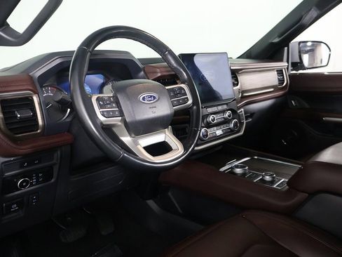 Used 2024 Ford Expedition Max Limited image 33