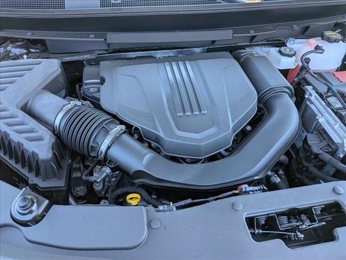 New 2026 Chevrolet Traverse Z71 w/ Enhanced Driving Package AWD/4WD image 16