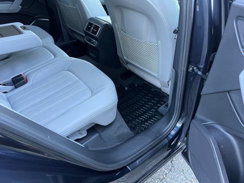 Used 2018 Audi Q5 2.0T Premium Plus w/ Premium Plus Package image 16