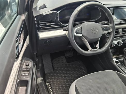 Certified 2024 Volkswagen Taos S FWD image 7