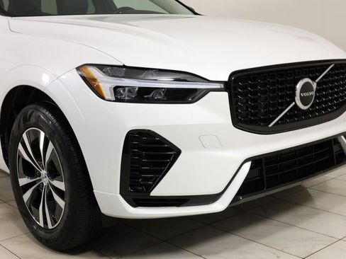 Used 2024 Volvo XC60 T8 Core image 38