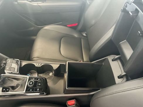Certified 2023 Kia Sportage EX FWD image 24