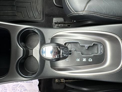 Used 2018 Dodge Journey Crossroad w/ Popular Equipment Group FWD image 34