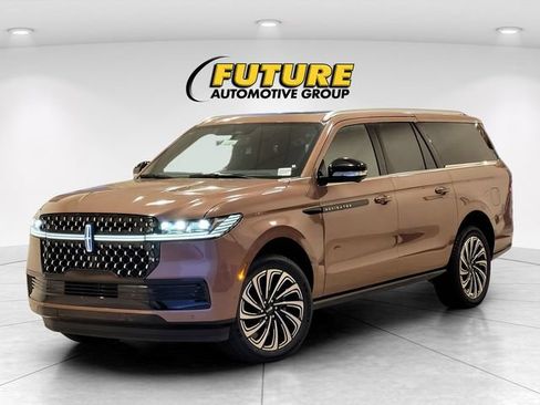 New 2025 Lincoln Navigator L Black Label image 2