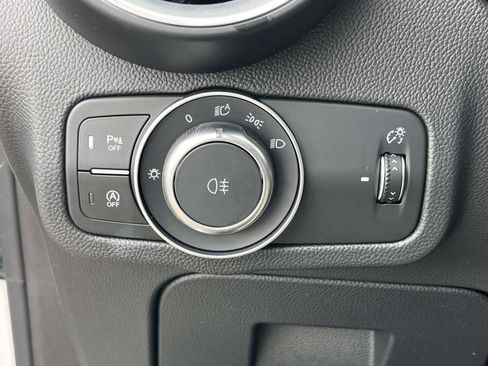 Used 2024 Alfa Romeo Stelvio Sprint image 23