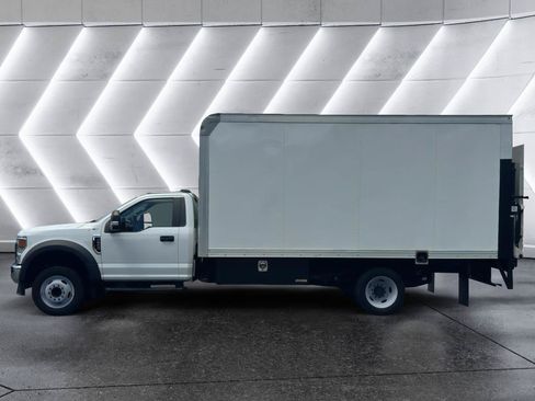 Used 2022 Ford F550 2WD Regular Cab Super Duty image 8