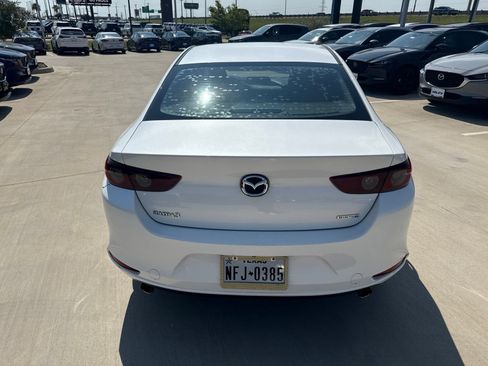 Used 2020 MAZDA MAZDA3 Sedan w/ Select Package FWD image 6