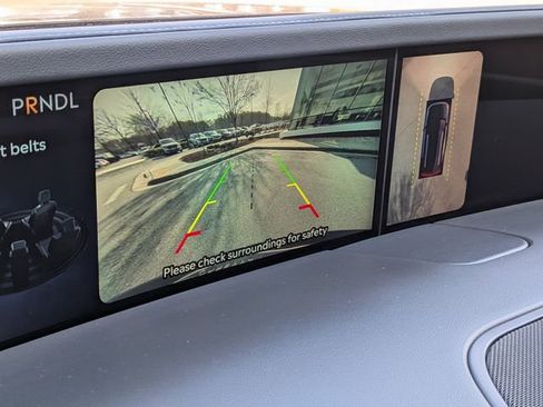 Certified 2024 Lincoln Nautilus Reserve image 19