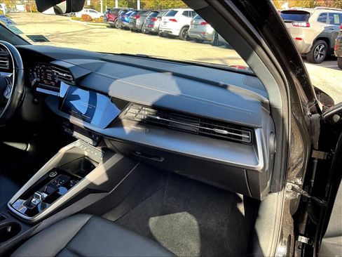 Used 2023 Audi A3 2.0T Premium image 13