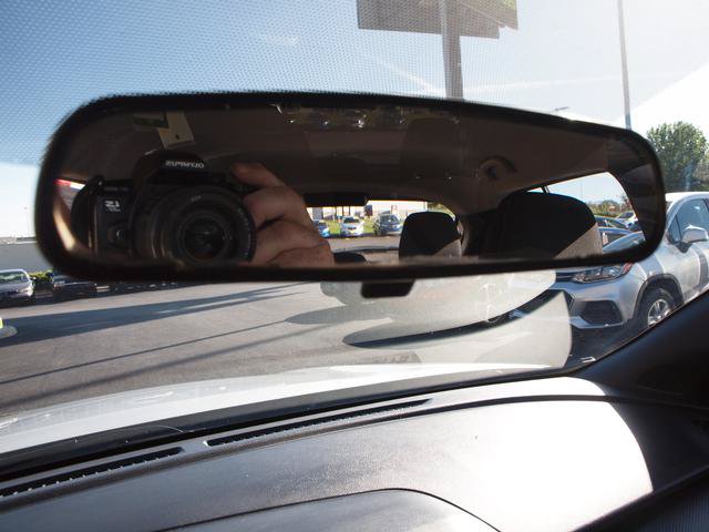 Used 2019 Nissan Kicks SV FWD image 11