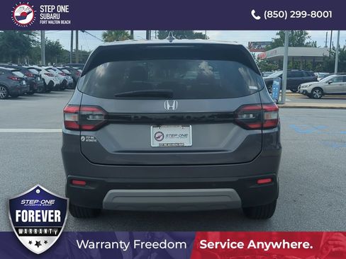 Used 2025 Honda Pilot EX-L image 6